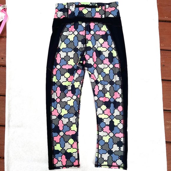 Sweaty Betty Zero Gravity Cropped Mesh Panels pant - Picture 10 of 10